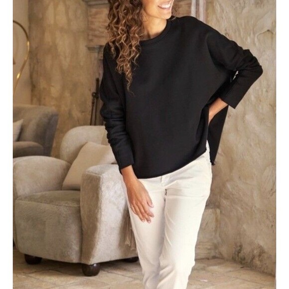 Frank & Eileen Anna Long Sleeve Triple Fleece Capelet Top Med Black Minimalist - Picture 2 of 15